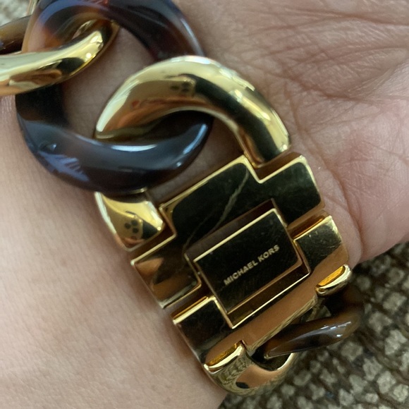 Michael Kors Chain Link Watch tort/gold $150 main image 10